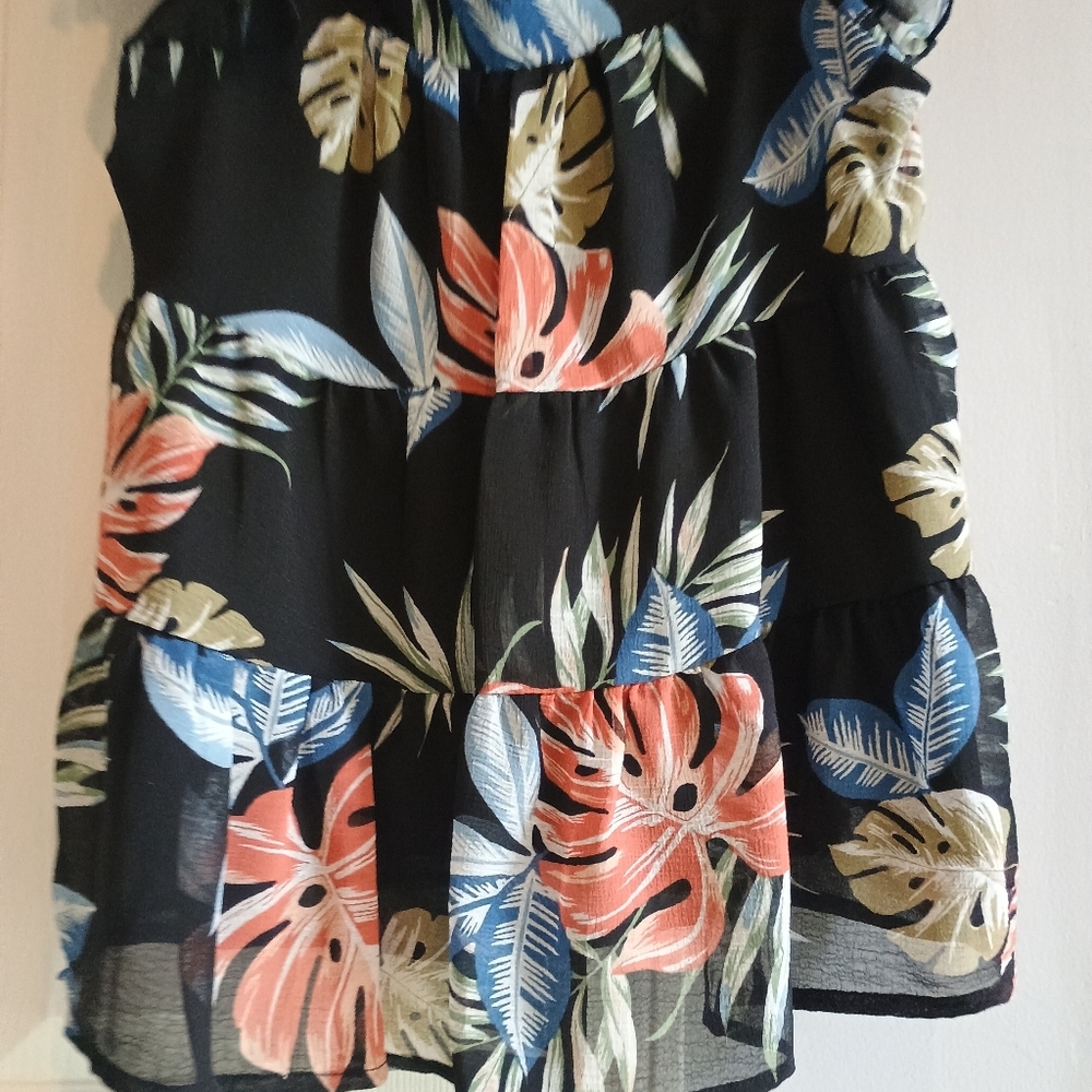 Blue B Women's‎ Tropical Floral Off-Shoulder Ruffle Top Size Small Black Multi - Picture 3 of 15